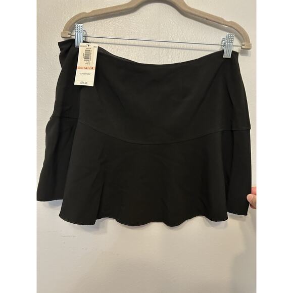 Y2K Pleated Black Mini Skirt Large Punk Grunge Goth Academia Clueless XOXO NWT - Picture 4 of 6